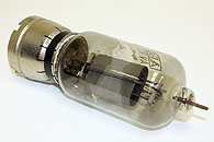 AV 1015